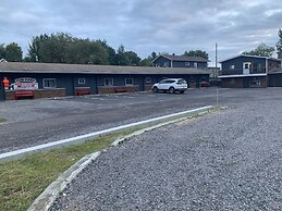 Glen Garry Motel and Cottages