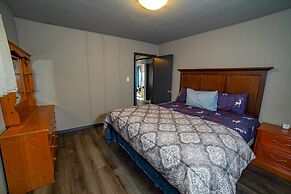 Glen Garry Motel and Cottages