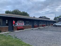 Glen Garry Motel and Cottages