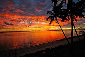Raro Beach Bach
