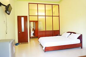 Cat Tien Guesthouse