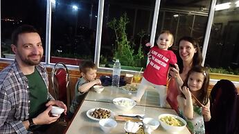Sierra Homestay