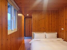 Ting-Feng B&B
