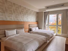 Ting-Feng B&B