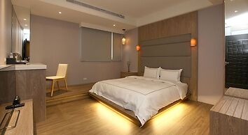 Ting-Feng B&B