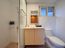 Ting-Feng B&B