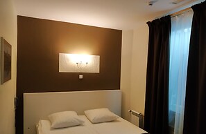 Kirovskie Dachi Motel