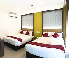 Check In Hotel