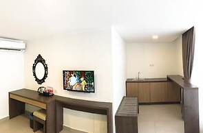 Check In Hotel