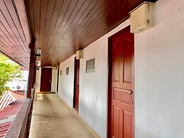 Haadrin Resort