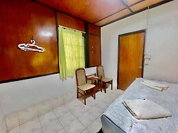 Haadrin Resort