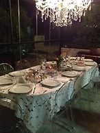 Assosyal Hotel