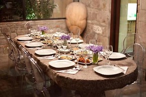 Assosyal Hotel