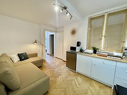Metropole Apartments Old City