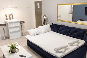 Metropole Apartments Old City
