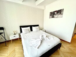 Metropole Apartments Old City