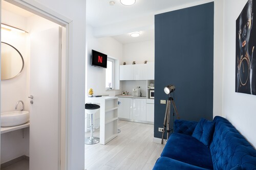 Metropole Apartments Old City