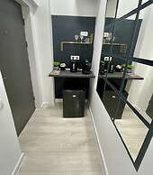 Metropole Apartments Old City