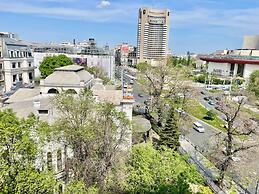 Metropole Apartments Old City