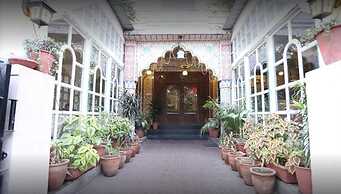Ratan Niwas