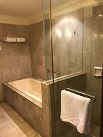 Queens Service Suite at Times Square