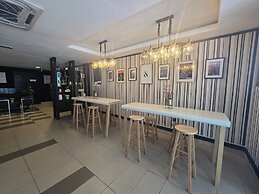 Aster+ Hotel Bukit Jalil