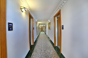 Marathon Hotel