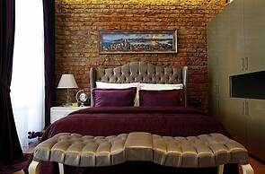 Frida Suites and Aparts