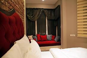 Frida Suites and Aparts