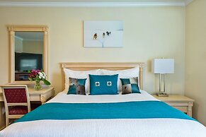 Royal Inn & Suites
