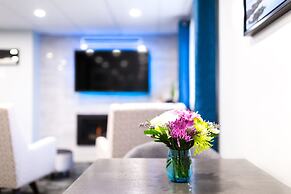 Royal Inn & Suites