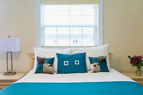 Royal Inn & Suites