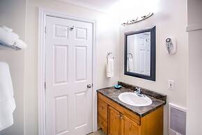 Royal Inn & Suites
