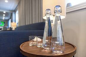 Royal Inn & Suites