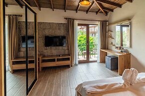 Assos Park Hotel