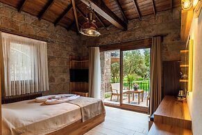 Assos Park Hotel