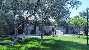 Assos Park Hotel