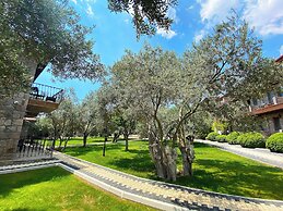 Assos Park Hotel