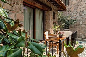 Assos Park Hotel