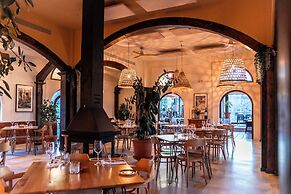 Hotel Castillo de Monda