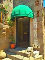 Tas Hotel 17