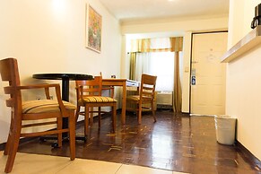 Hafersons Inn Hotel & Suites