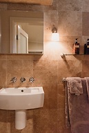 Inn Scone