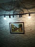 Little Bear Guesthouse and Restaurant