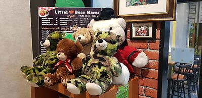 Little Bear Guesthouse and Restaurant