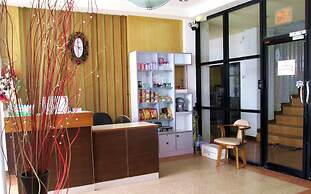 Benjamart Residence