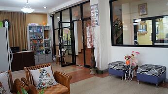 Benjamart Residence