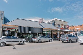 Studios On Beaumont
