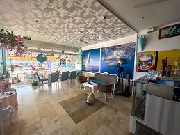 Larimar Boutique Hotel