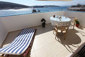 Larimar Boutique Hotel